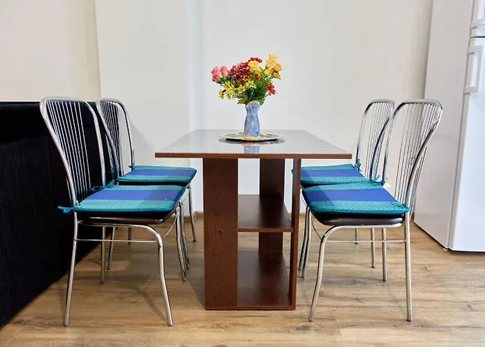 Promenada 2 * 那沃达利