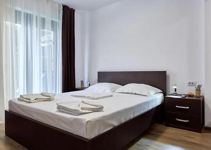 Promenada 2 * 那沃达利