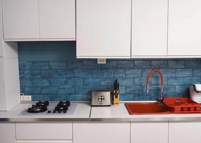 公寓 Promenada 2 *