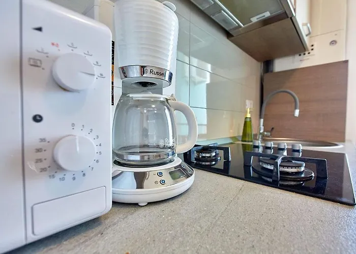 公寓 Promenada 2 *